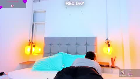 Snapshot of oasis_ossa chatting on December 22, 2:16 pm Lyam online show from December 22, 2:16 pm