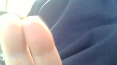 Snapshot of obahiro823844 chatting on April 7, 9:32 am obahiro823844 online show from April 7, 9:32 am