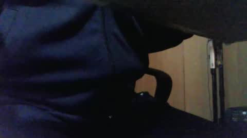Snapshot of obahiro823844 chatting on April 10, 7:57 am obahiro823844 online show from April 10, 7:57 am