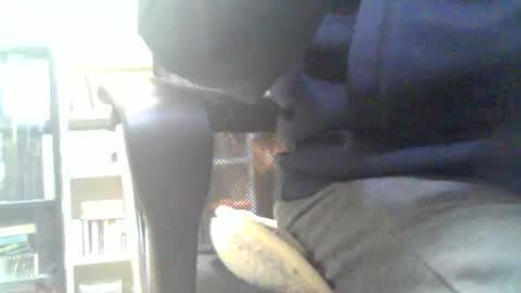 Snapshot of obahiro823844 chatting on April 12, 1:38 pm obahiro823844 online show from April 12, 1:38 pm