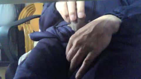 Snapshot of obahiro823844 chatting on April 23, 8:13 am obahiro823844 online show from April 23, 8:13 am