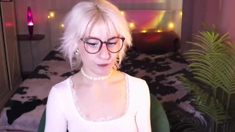 Moonlight online show from February 5, 9:36 am