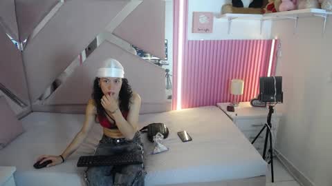oblivionlove online show from May 19, 9:21 pm