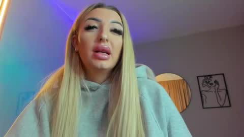 Rubby online show from December 22, 5:37 am