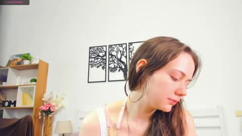 Elis online show from April 29, 8:48 pm