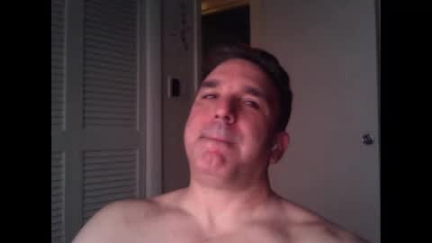 Snapshot of oceanmanx chatting on November 7, 4:12 am Ocean online show from November 7, 4:12 am