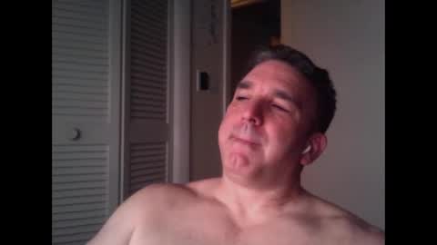 Snapshot of oceanmanx chatting on November 9, 3:38 am Ocean online show from November 9, 3:38 am