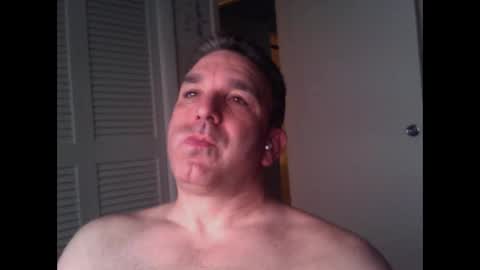 Snapshot of oceanmanx chatting on January 6, 4:27 am Ocean online show from January 6, 4:27 am