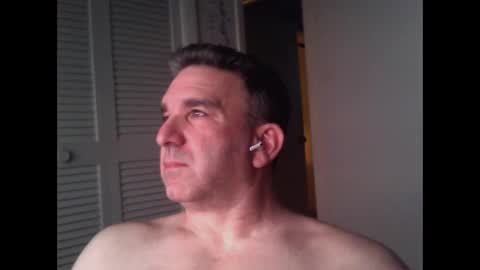 Snapshot of oceanmanx chatting on February 8, 4:16 am Ocean online show from February 8, 4:16 am