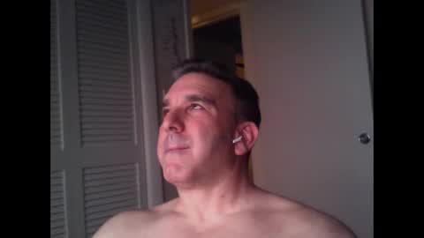 Snapshot of oceanmanx chatting on February 13, 4:52 am Ocean online show from February 13, 4:52 am