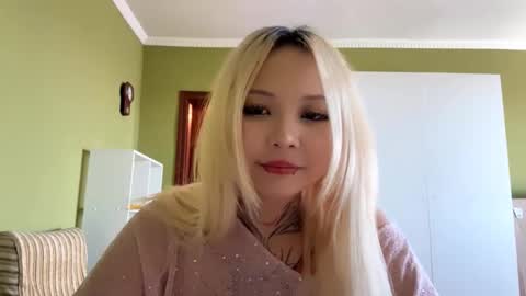 Snapshot of ociemcvicker chatting on September 26, 1:31 am Ash online show from September 26, 1:31 am