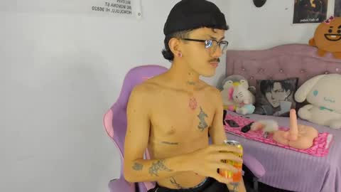 Cris online show from May 19, 1:44 am