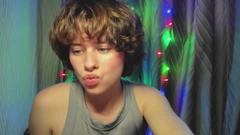 Snapshot of octopussy69x chatting on September 19, 2:40 pm Evie online show from September 19, 2:40 pm