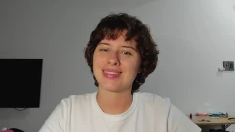 Evie online show from May 8, 2:33 pm