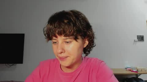 Evie online show from May 9, 4:01 pm
