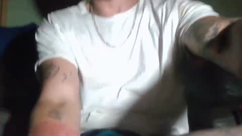 Snapshot of oddjuggla chatting on September 21, 9:11 am oddjuggla online show from September 21, 9:11 am