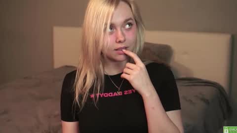 Snapshot of odelynbrower chatting on October 11, 8:07 pm Alice online show from October 11, 8:07 pm