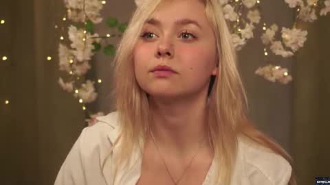 Snapshot of odelynbrower chatting on November 3, 7:37 pm Alice online show from November 3, 7:37 pm