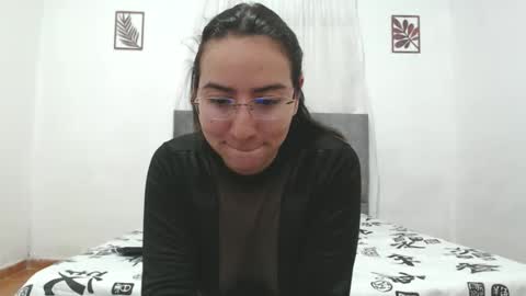 Val online show from February 23, 3:31 pm