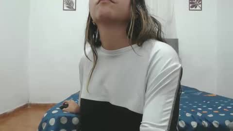 Val online show from March 31, 9:26 pm