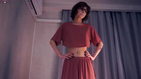 Thea online show from November 30, 7:07 pm