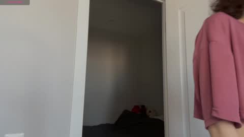 Thea online show from April 1, 4:46 am