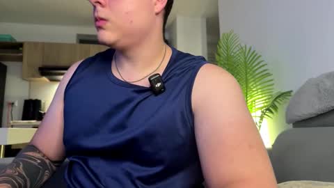 Snapshot of odin_blake chatting on March 1, 2:24 am ODIN online show from March 1, 2:24 am