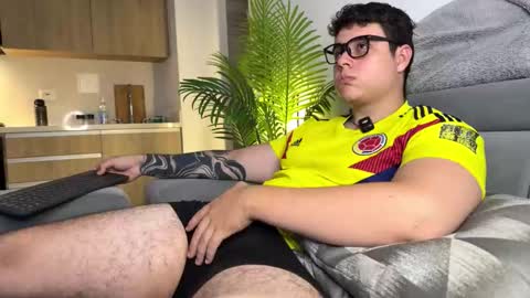 Snapshot of odin_blake chatting on March 4, 2:28 am ODIN online show from March 4, 2:28 am