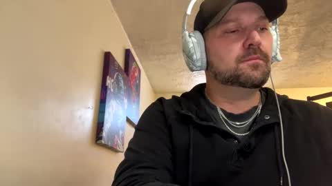 Snapshot of odinstone chatting on January 12, 9:20 pm Odin Stone online show from January 12, 9:20 pm