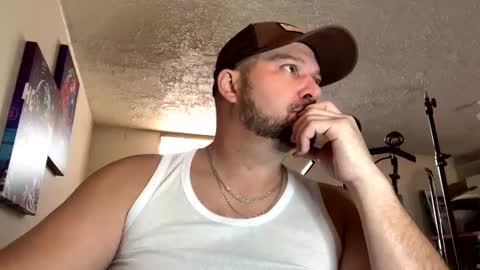 Snapshot of odinstone chatting on January 13, 8:58 pm Odin Stone online show from January 13, 8:58 pm