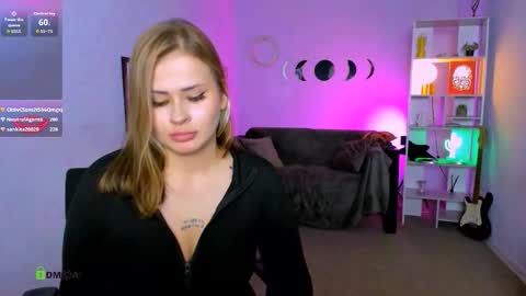 odri_sweet online show from October 10, 10:42 pm