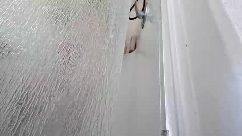 odz9ind online show from January 8, 5:15 pm