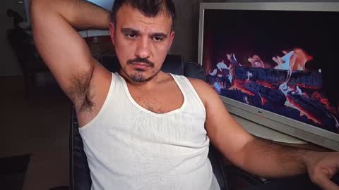 officeman7 online show from December 20, 6:02 pm