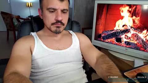 officeman7 online show from March 20, 3:17 pm