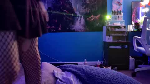 Snapshot of ofkyanite chatting on December 18, 11:55 pm Kya online show from December 18, 11:55 pm