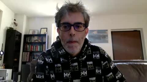 Snapshot of oggs48 chatting on December 4, 12:03 pm oggs48 online show from December 4, 12:03 pm