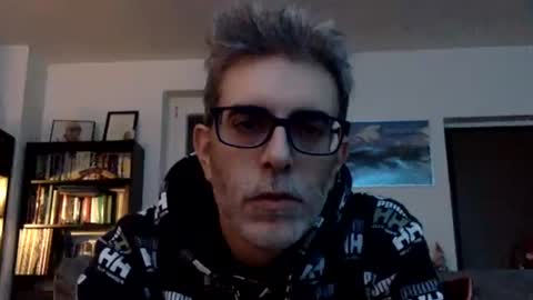 Snapshot of oggs48 chatting on December 25, 11:10 pm oggs48 online show from December 25, 11:10 pm