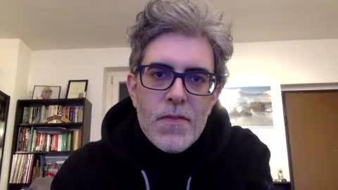Snapshot of oggs48 chatting on March 12, 6:33 pm oggs48 online show from March 12, 6:33 pm