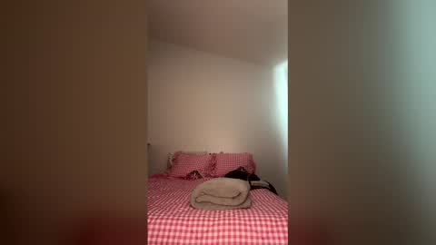 ogpanik online show from February 5, 12:37 am