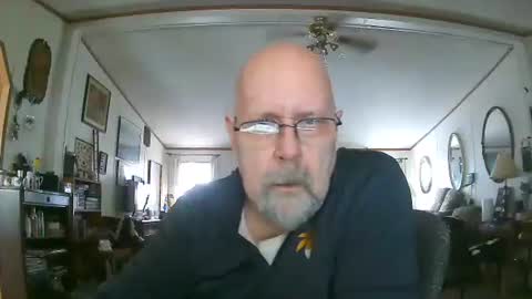 Snapshot of ogusbogus chatting on January 6, 6:11 pm Maximus No Mo online show from January 6, 6:11 pm