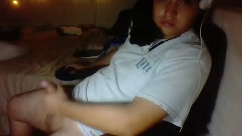 Snapshot of oh_hell_naw chatting on March 31, 3:19 am oh_hell_naw online show from March 31, 3:19 am