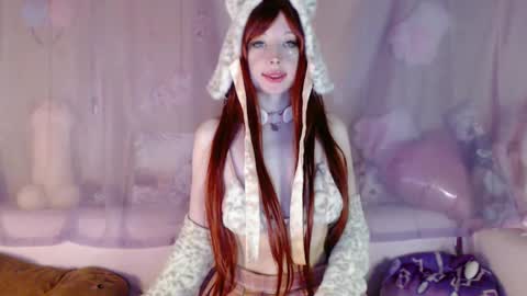 Snapshot of oh_pichuu chatting on November 24, 6:13 am Milly online show from November 24, 6:13 am