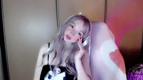 Milly online show from May 18, 9:09 pm
