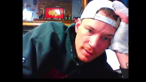 Snapshot of oh_you_know69 chatting on December 6, 4:49 pm who dares toss me some tips lets have fun online show from December 6, 4:49 pm