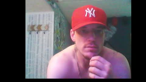 Snapshot of oh_you_know69 chatting on December 28, 7:54 pm who dares toss me some tips lets have fun online show from December 28, 7:54 pm