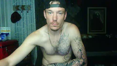 Snapshot of oh_you_know69 chatting on September 24, 11:46 am who dares toss me some tips lets have fun online show from September 24, 11:46 am