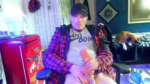 Snapshot of oh_you_know69 chatting on October 10, 4:17 pm who dares toss me some tips lets have fun online show from October 10, 4:17 pm