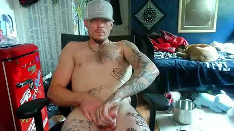 Snapshot of oh_you_know69 chatting on October 12, 5:12 pm who dares toss me some tips lets have fun online show from October 12, 5:12 pm