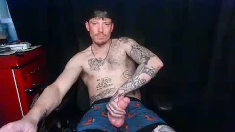 Snapshot of oh_you_know69 chatting on February 16, 12:07 am who dares toss me some tips lets have fun online show from February 16, 12:07 am