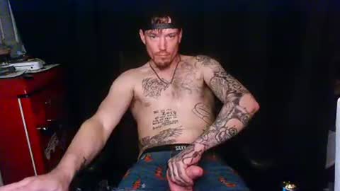 Snapshot of oh_you_know69 chatting on February 16, 2:02 pm who dares toss me some tips lets have fun online show from February 16, 2:02 pm